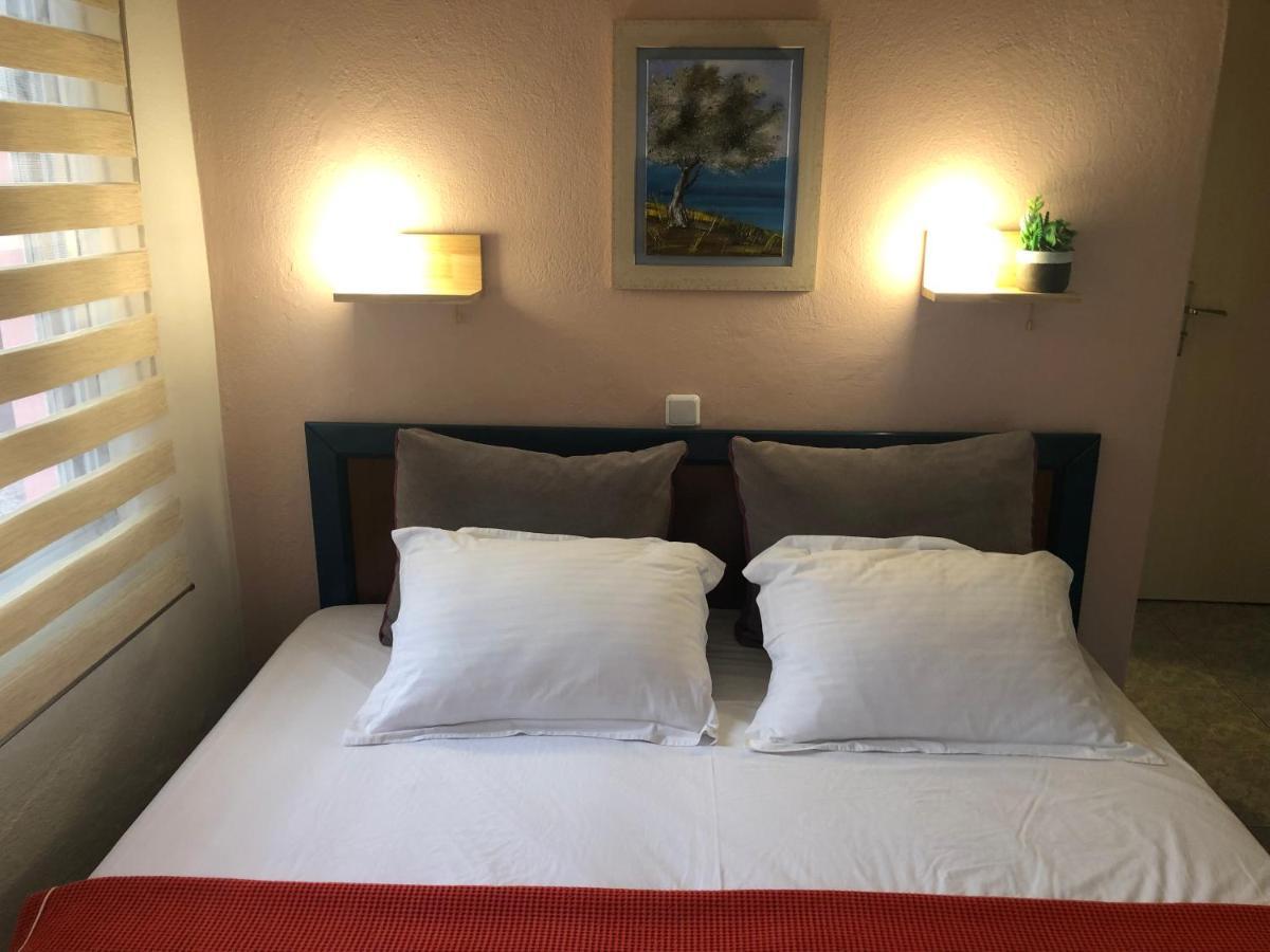 Plaisir Rooms Makriammos Buitenkant foto